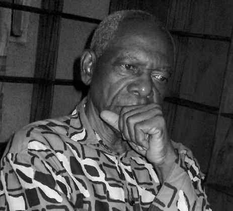 À la librairie des Peuples noirs, Yaoundé, 2010.
